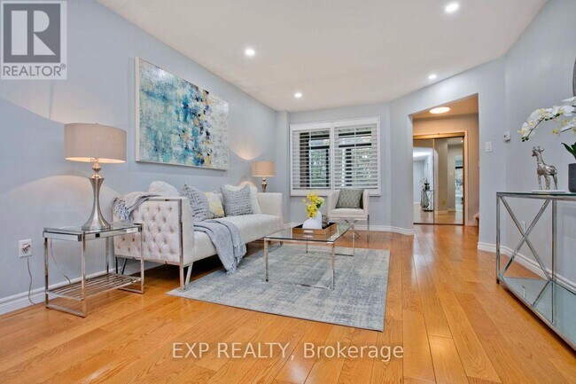 Photo - 57 Belvedere Crescent