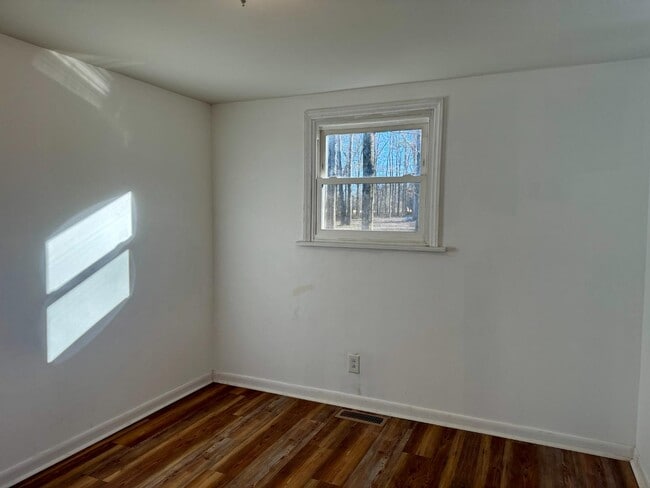 Photo - 2516 Hinson Rd