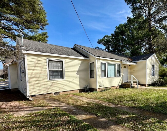 Welcome to this charming 2-bedroom, 2-bath... - Welcome to this charming 2-bedroom, 2-bath... Casa