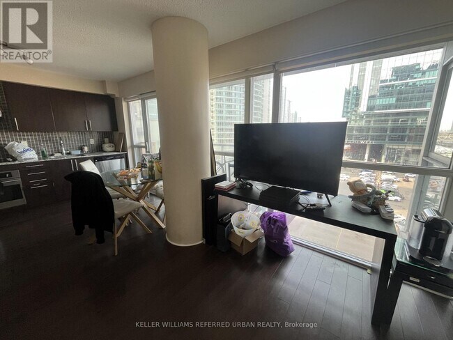 Photo - 352 Front St W Unité 609