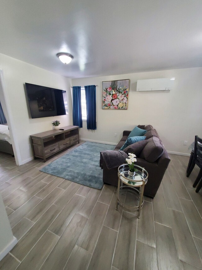 Photo - 541 S 9th Ave Unidad SI ID1497911P