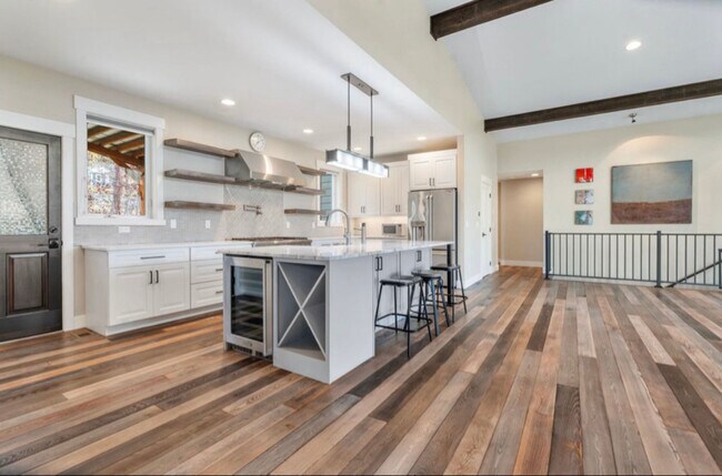 Photo - 65 Armory Rd