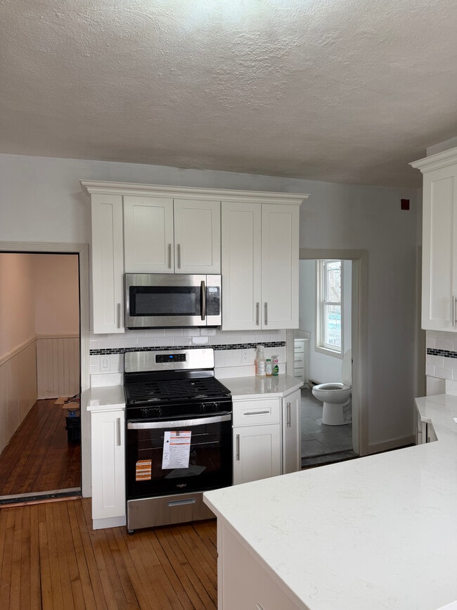 Photo - 46 Gesler St Unit 3