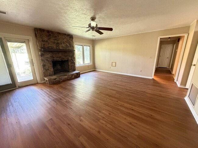 5256 Quail Valley Rd