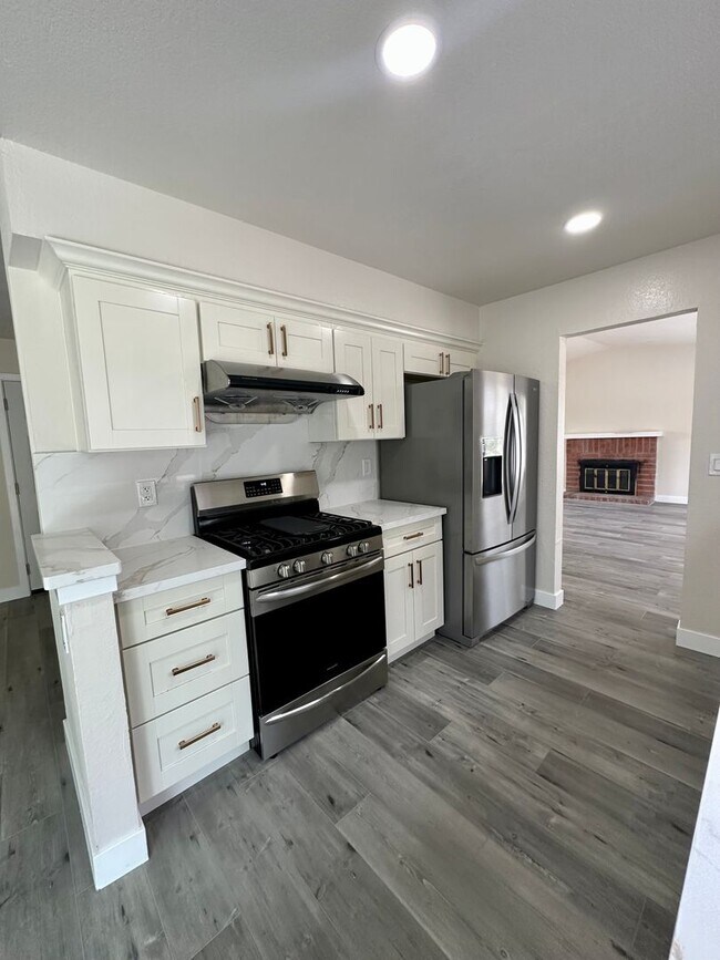 Photo - Stunning 4 Bedroom 2.5 Bathroom Home!