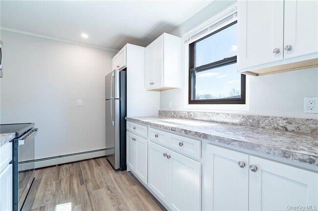Photo - 120 Grand St Unit 3