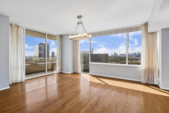 Photo - 15 Greenway Plz Unit 14F