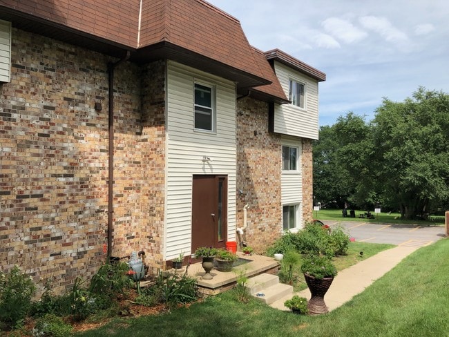 Photo - Hickman Hill Apartments HEAT & WATER INCLUDED