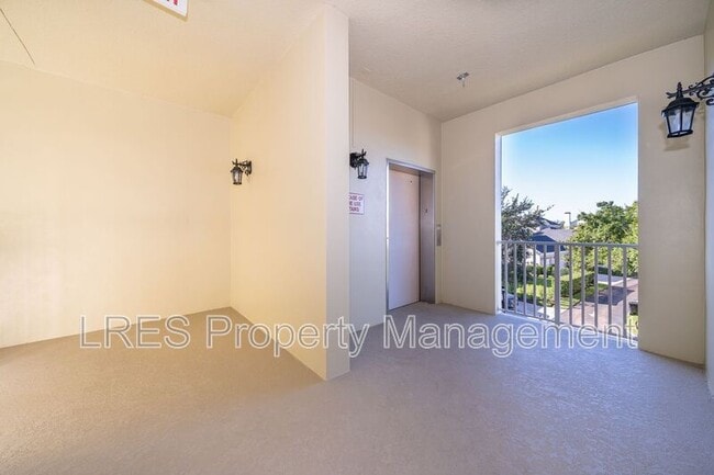 Photo - 1594 Common Way Rd