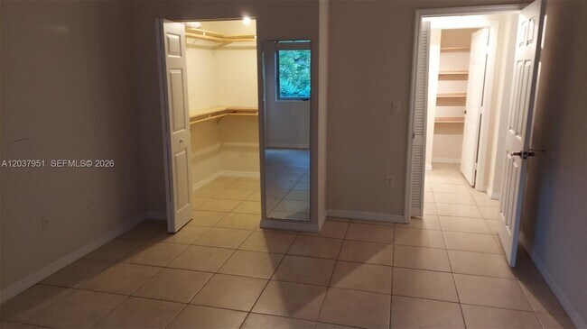 Photo - 2630 SW 28th St Unit 14