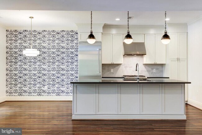 Photo - 1848 Biltmore St NW Unidad 4