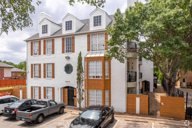 Building Photo - The Gaston Lofts