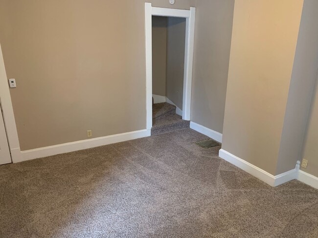 Photo - 1809-1811 Morton - Four Eight Unit 1809 Morton