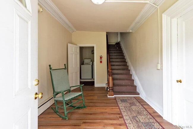 Photo - 5635-5639 NY-82 Unit 3