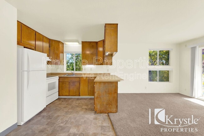 Photo - 136 Frisbie St Condo