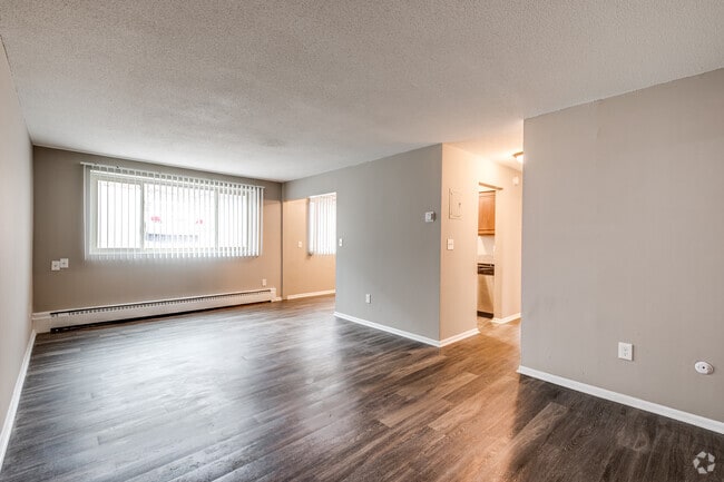 2BR, 1BA - 800SF - Living Room
