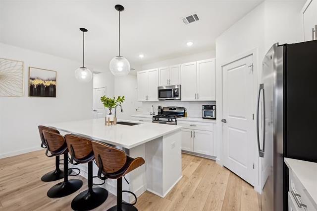 Photo - 2616 Ontario Dr