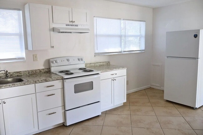 Photo - "Charming 3-Bed Home in Mary Esther!"