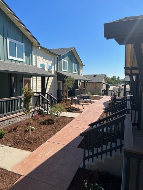 Patio - 5334 Kenneth Ave