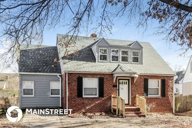 Building Photo - 4437 Gladstone Blvd Rental
