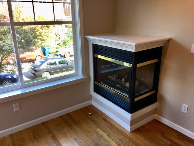 Photo - 6521 24th Ave NE
