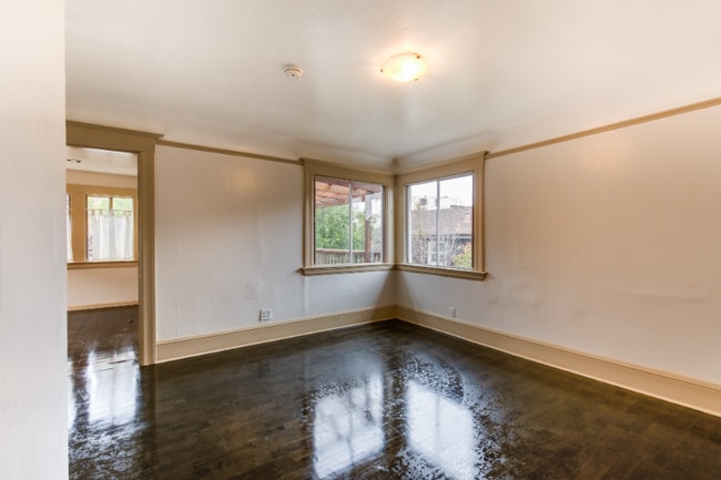 Photo - 2605 Fulton St