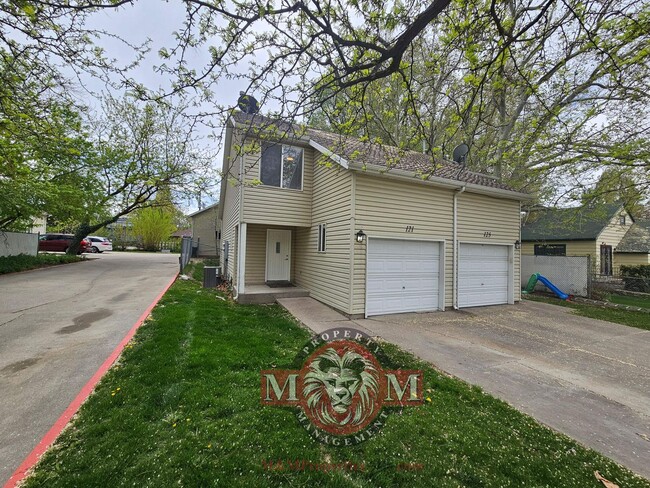 Building Photo - Spacious 3 Bd 2.5 Bath Townhouse in Bountiful