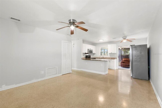 Photo - 1762 S M.L.K. Jr Ave