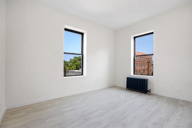 Photo - 86-22 Jamaica Ave Unit 2R