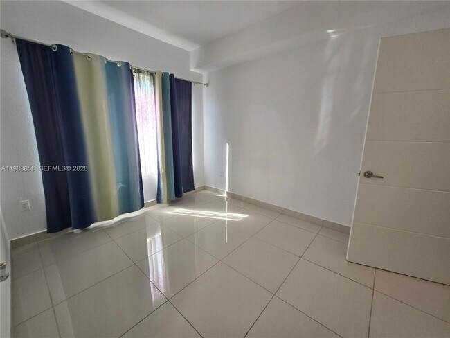 Photo - 25901 SW 139th Ct