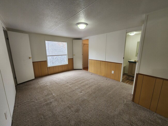 Photo - 4/2 mobile home in Hoover Valley