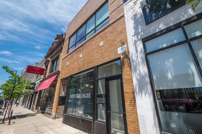 Photo - 1625 N Milwaukee