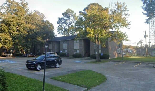 Photo - 1305 E Bayou Rd