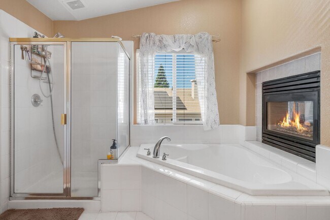 Photo - 4011 Prairie Falcon Dr
