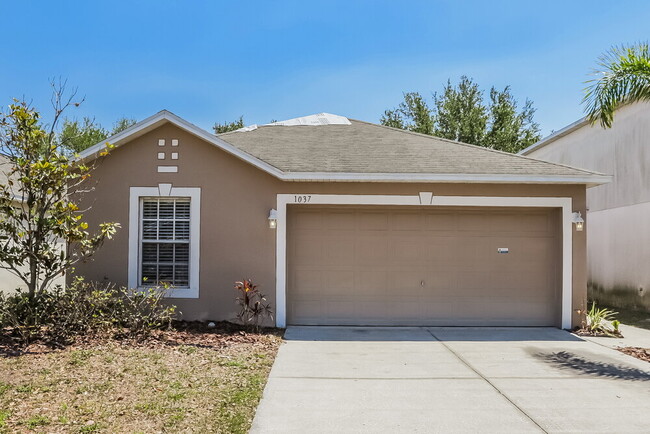 Photo - 1037 Brenton Leaf Dr House