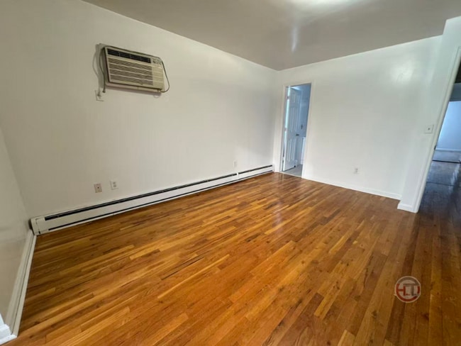 Photo - 270 Hosmer Ave