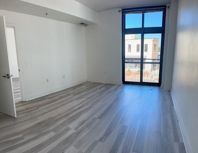 Photo - 2120 Vermont Ave NW