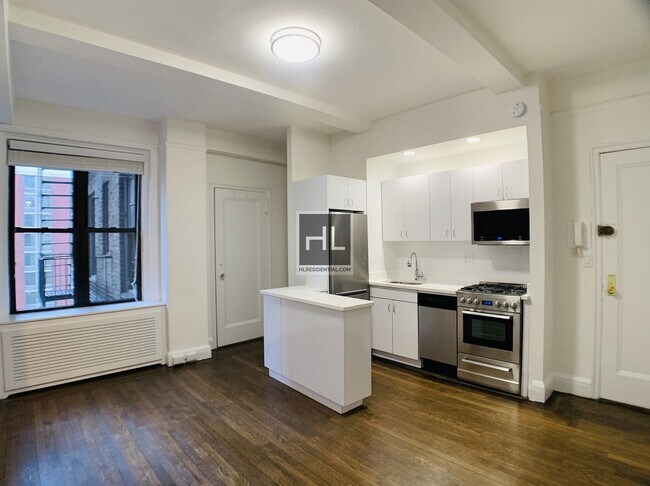 Building Photo - EAST 46 STREET Rental