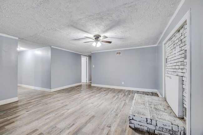 Photo - Charming 3-Bedroom 1.5 Bath Cottage-Style Bungalow with Open Floorplan and Kitchen Island