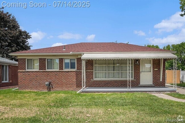 Building Photo - 5239 E Thirteen Mile Rd Rental
