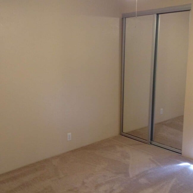Photo - 2 BD / 1.5 BA Townhouse in Ewa Beach!