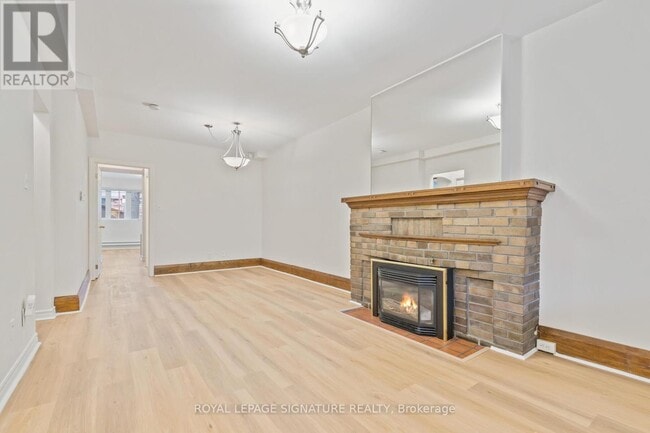 Photo - 317 Durie St