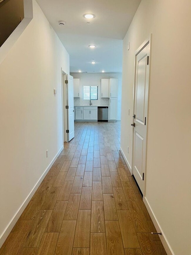 Photo - 28021 N 28th Dr
