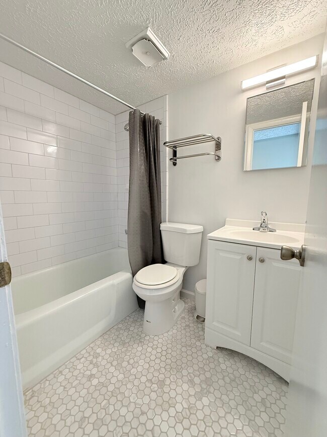 Kingstown Apartments