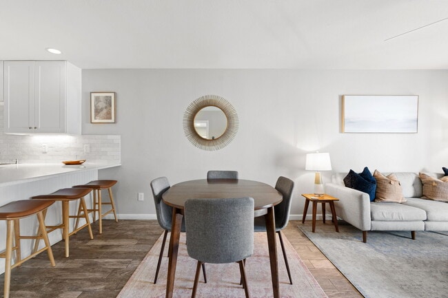 Photo - 104 Cove E Unit 106