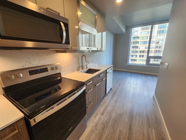 888 Bellevue