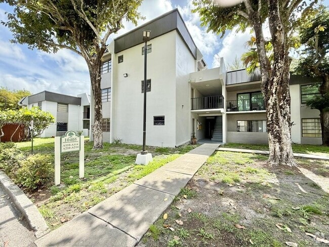 Building Photo - 10405 N Kendall Dr Unit A114 Rental