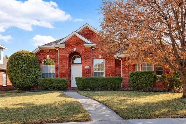 Building Photo - 2720 Zoeller Dr