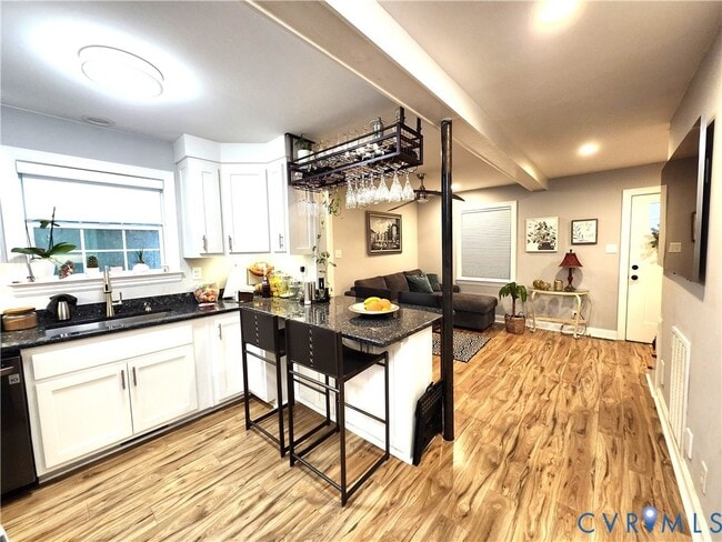 Photo - 501 Pelham Dr