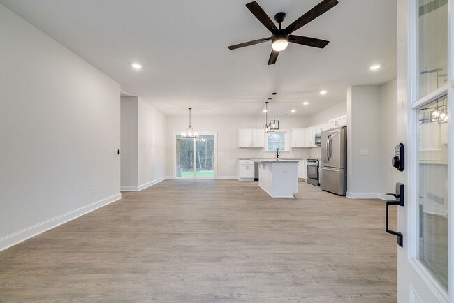 Photo - Comfortable 3BR/2BA Home in Effingham County – Open Floor Plan